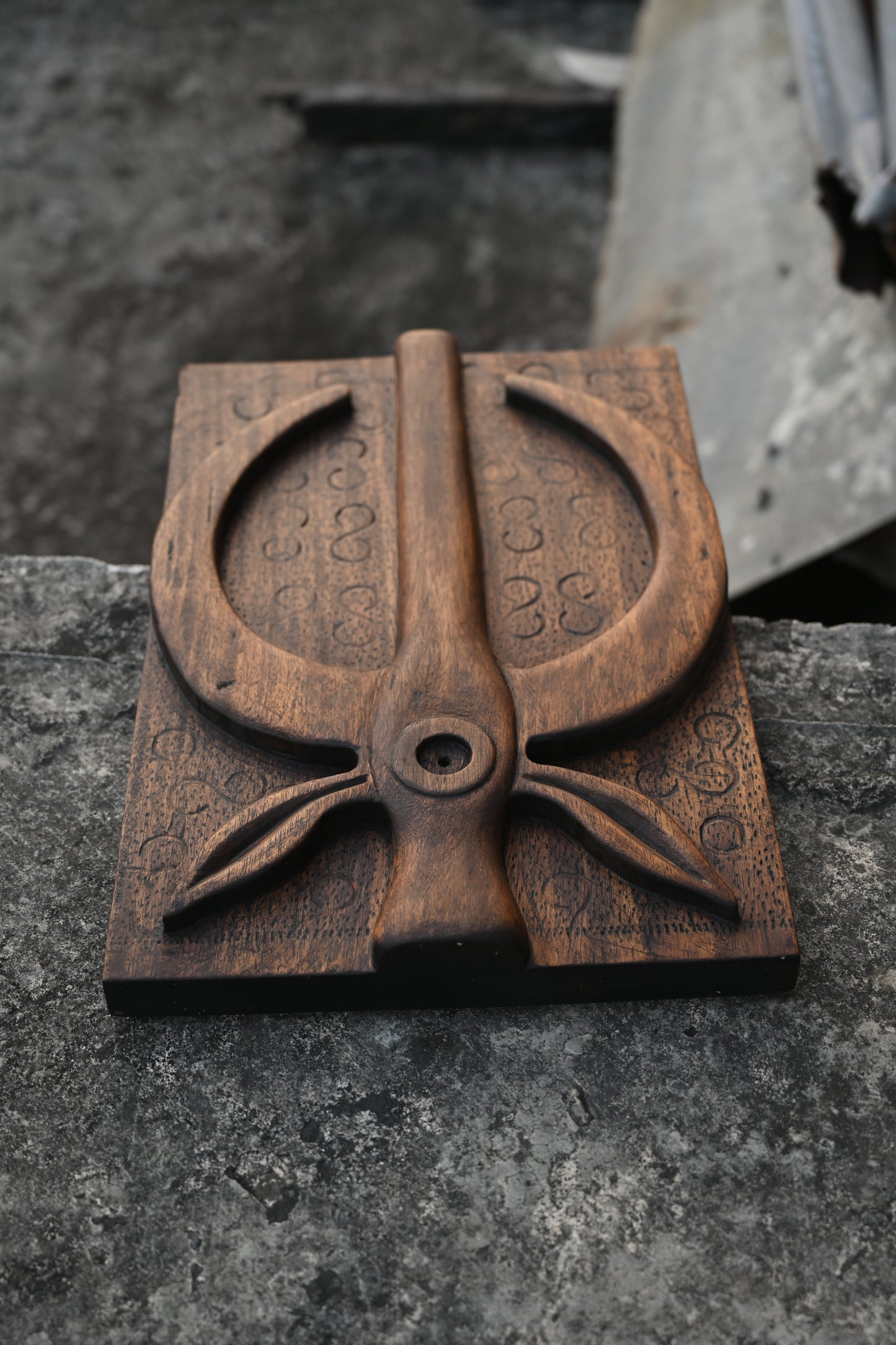 Exotic Naga Gamari Wood Panel [Mithun Head]