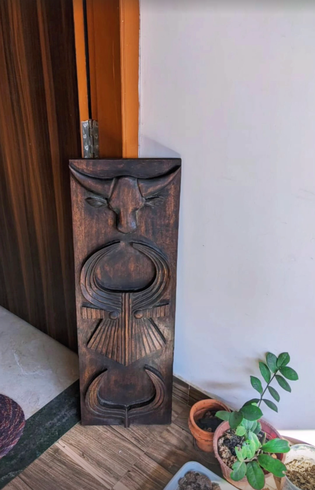 Exotic Naga Gamari Wood Tri Mithun Head Design Panel